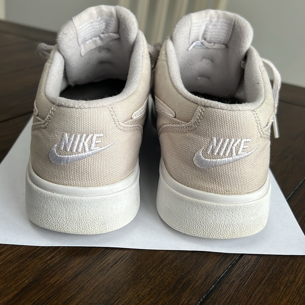 Nike GTS 16 Women’s Sneakers size 9 - Picture 7 of 8